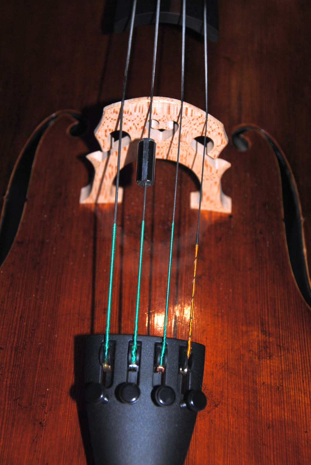 Cselló – Hangbolt